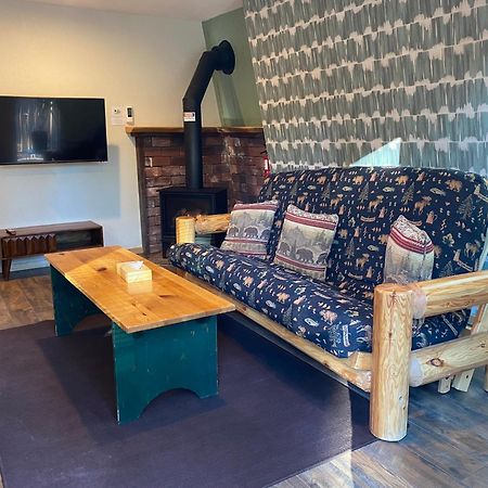 Cinnamon Bear Inn Маммот Лейкс Экстерьер фото