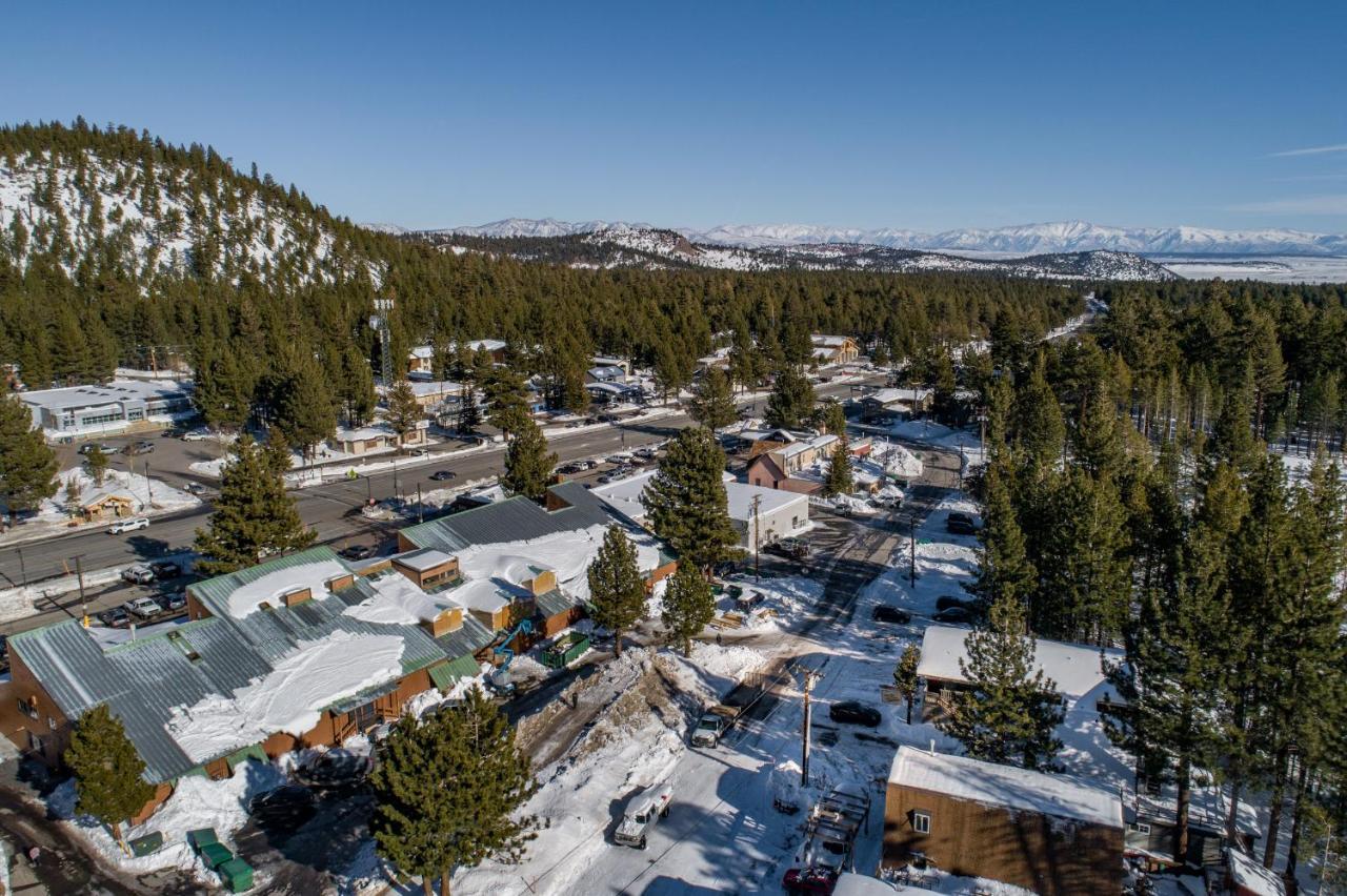 Cinnamon Bear Inn Маммот Лейкс Экстерьер фото
