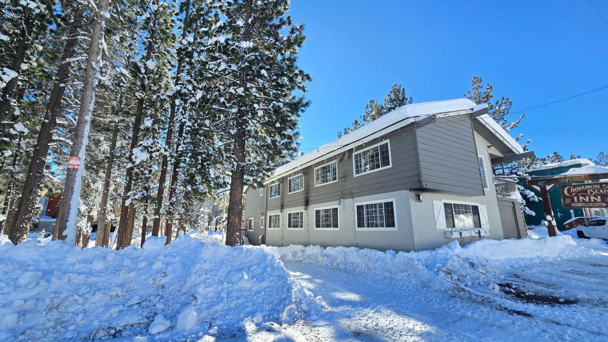 Cinnamon Bear Inn Маммот Лейкс Экстерьер фото