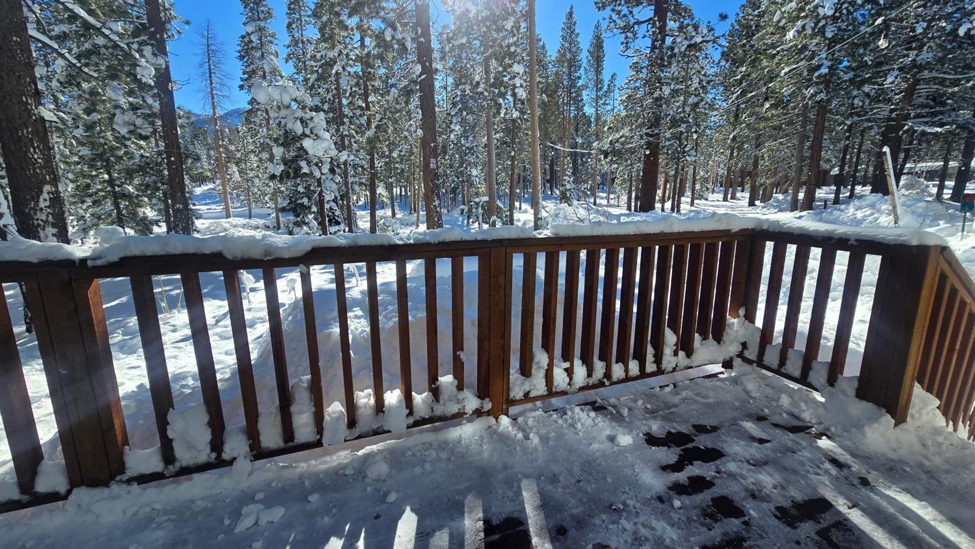 Cinnamon Bear Inn Маммот Лейкс Экстерьер фото